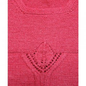 Pullover mit Blattmotiven Pullover mit Blattmotiven