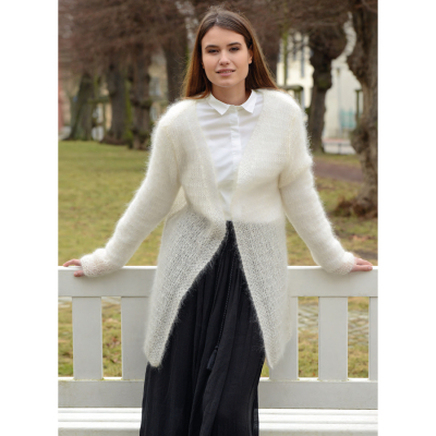 Mohair jacket without fastenings